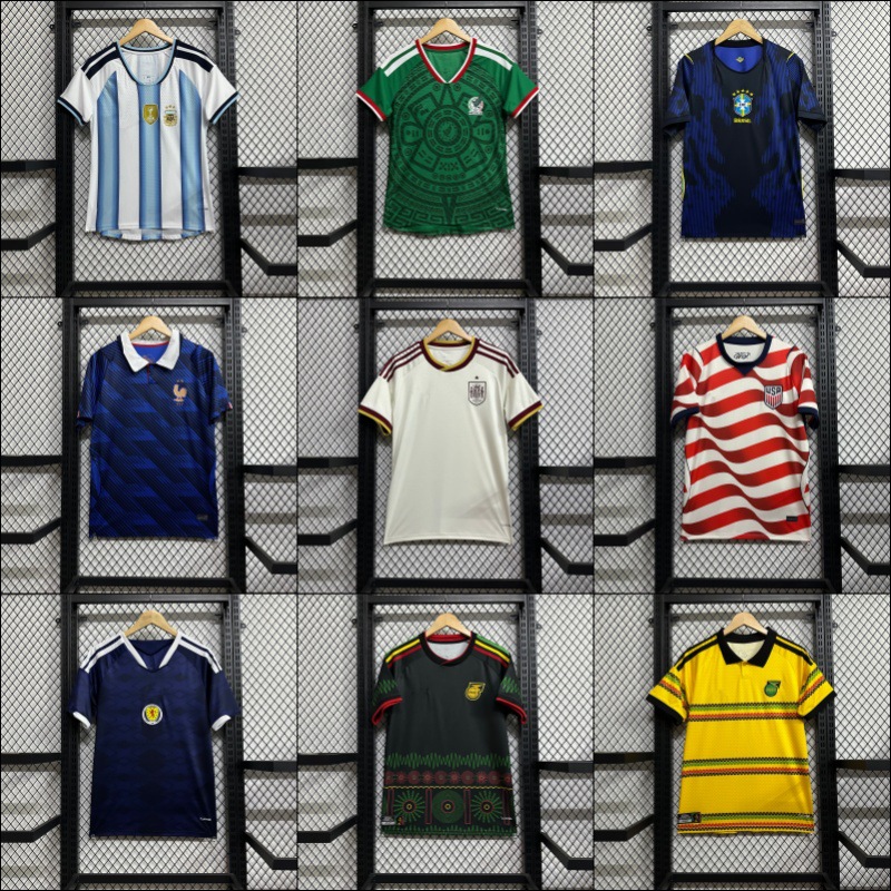 2627 The same fan version of the World Cup national team Spain, Argentina, France and Portugal matches is selling well across borders.