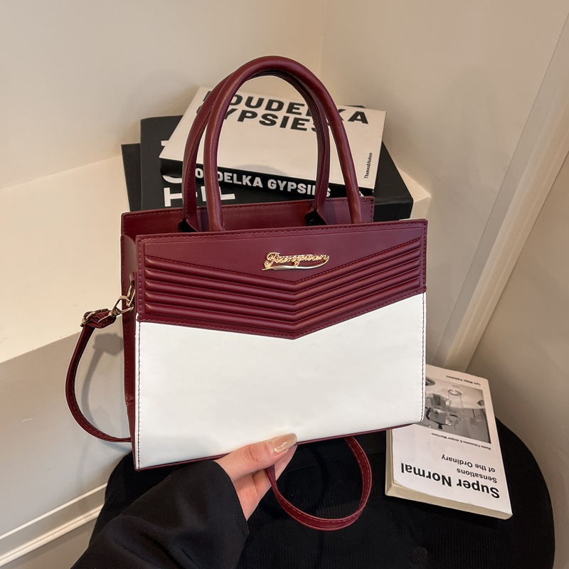 Fashionable splicing contrasting color handbags for women 2026 spring new large-capacity textured one-shoulder cross-body commuter bag
