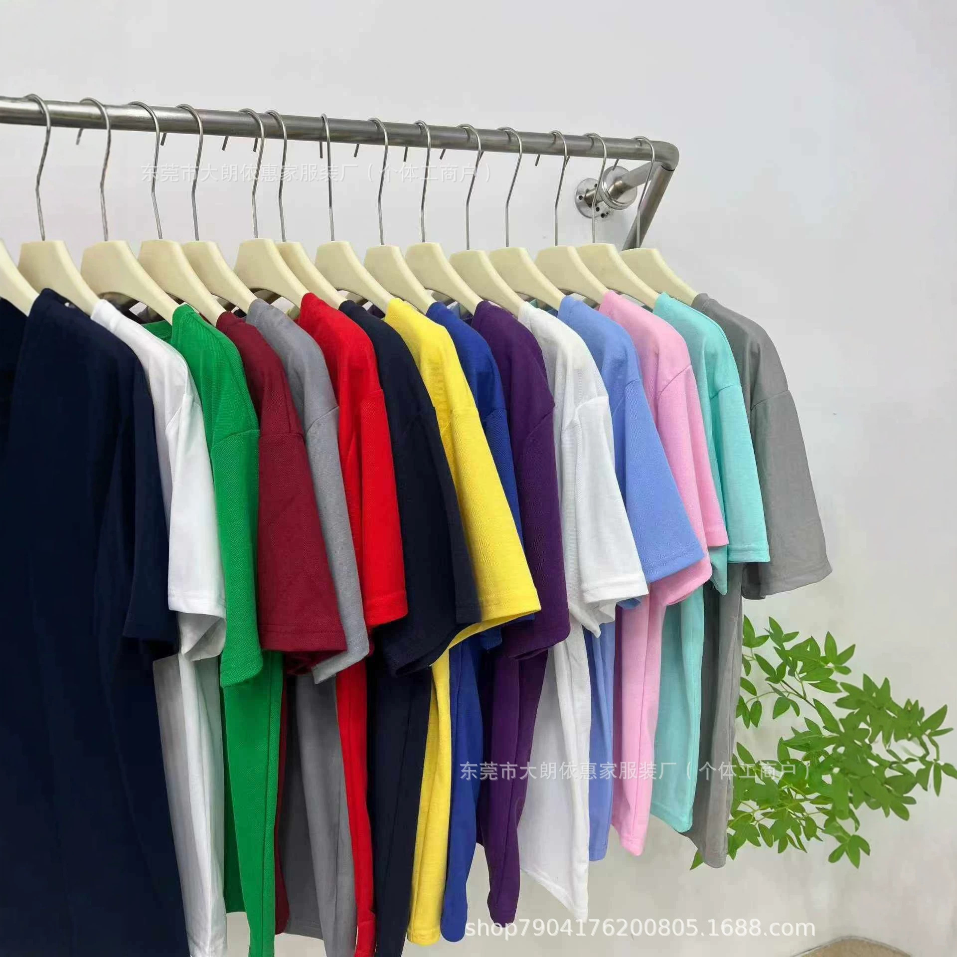 Foreign trade men's clothing wholesale supply, summer large size men's short-sleeved T-shirts, men's bottoming shirts, 5 yuan street stall goods running around the world